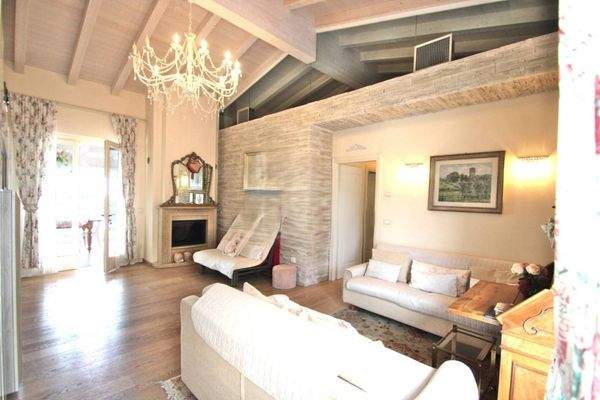 moderne Villa in Bardolino (16).jpg