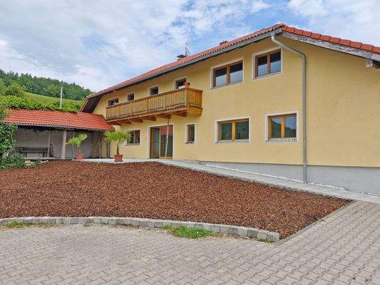 Verwaltungsgebäude 2.jpg