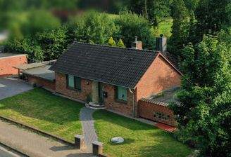 Hausansicht Luftaufnahme