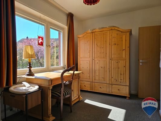 Kinder-/Gästezimmer (EG)