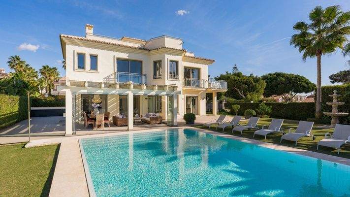 Photo: Villa in Marbella East