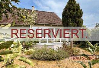 Reserviert.