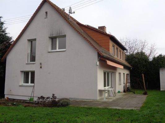 Hausansicht vom Garten