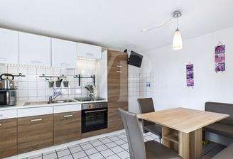 Küche und Essbereich