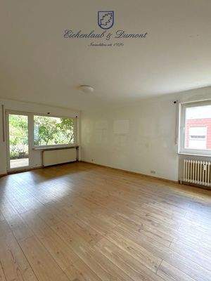 Wohnbereich mit Terrassenausgang