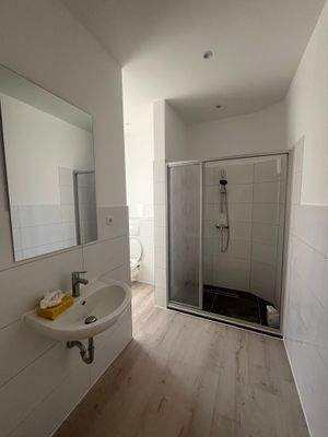 50 W3 HH EG Badezimmer.jpeg