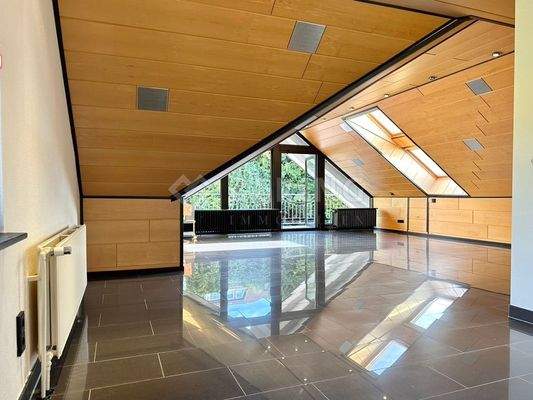 Repräsentativ mit Loggia