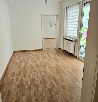 Zimmer 2 m. Balkon