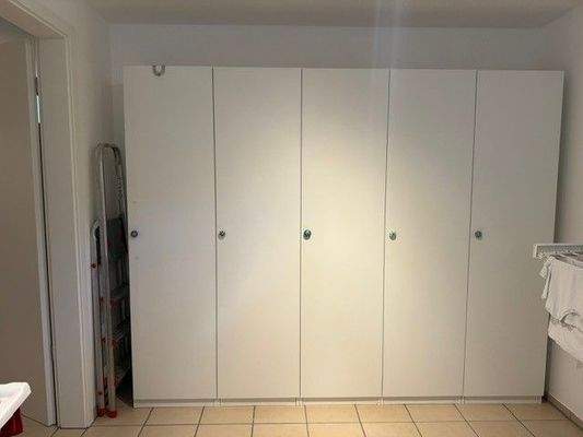 Schrank Waschküche.jpg