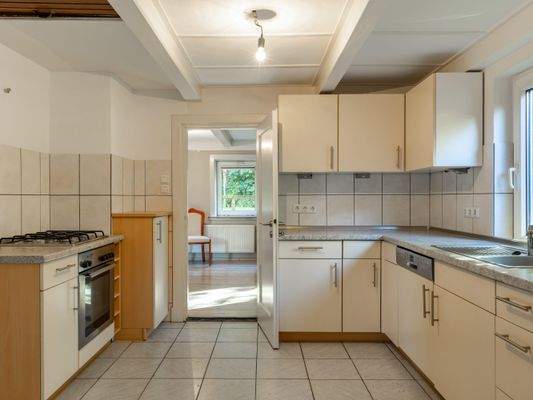 Küche Wohnung links