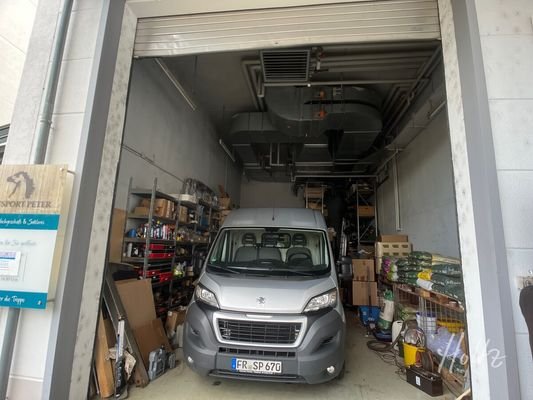 Garage_Anlieferzone_mit Aufzug