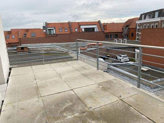 9 Dachterrasse 2. OG.jpg