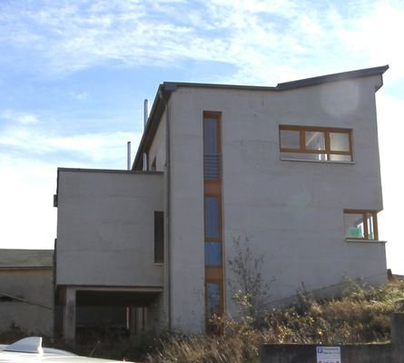 Außen seitlich