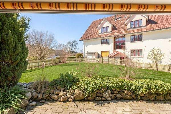 Garten - (KI generiert)