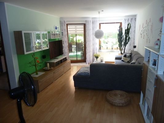 Wohnzimmer (2)