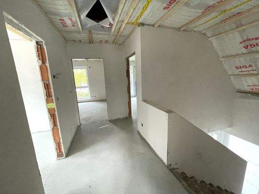 Flur im Dachgeschoss 10.2025