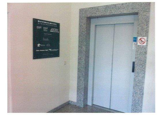 Bürogebäude Aufzug