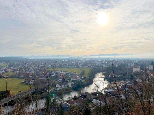 Wolfratshausen zu Füßen der Alpen