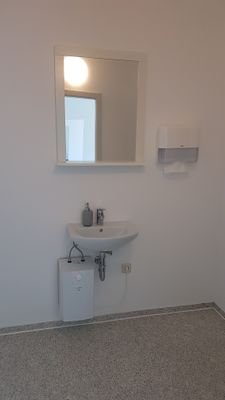 WC B5.jpg