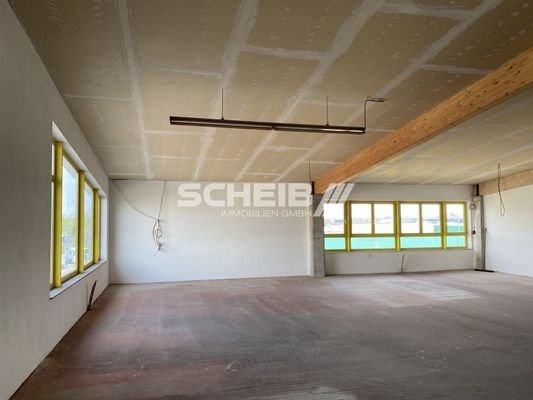 Ausbau in Bürobasisaustattung geplant