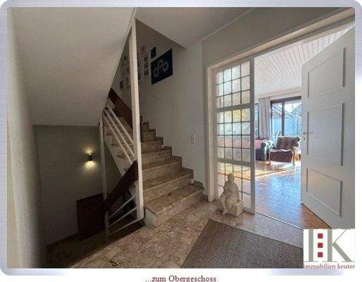 ...zum Obergeschoss