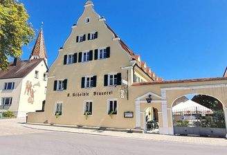 Aussenansicht / Straßenseite