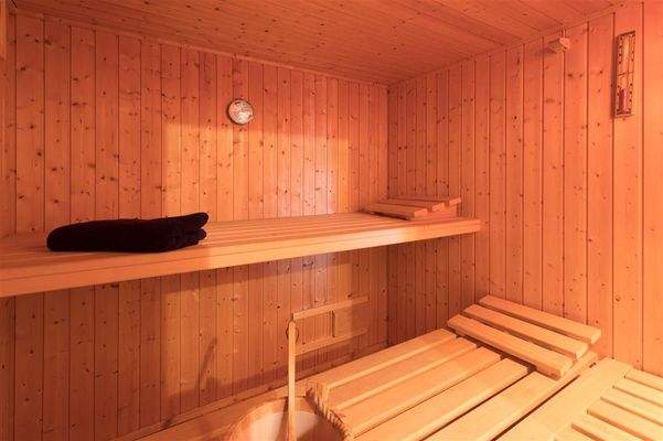 Ö Sauna