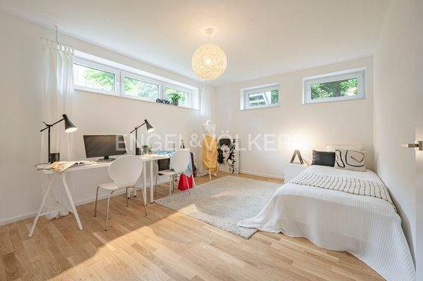 Zimmer im Souterrain