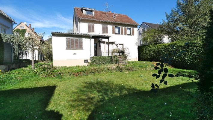 Grundstück mit Abrisshaus