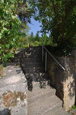 42 Zuwegung zum Grundtsück.JPG