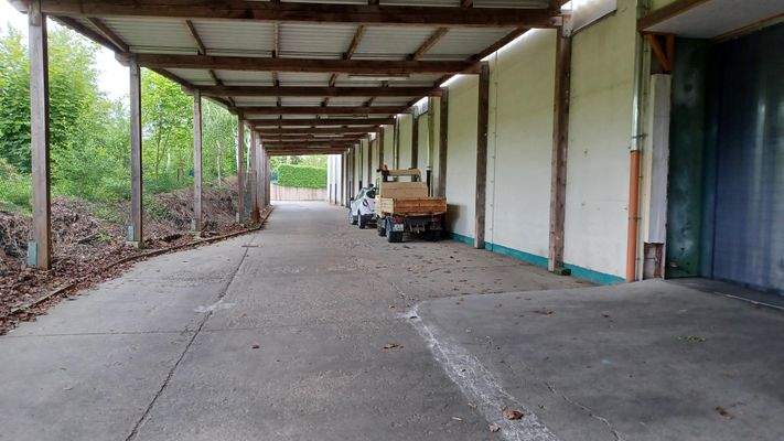 Zufahrt Innenhof zum Lager