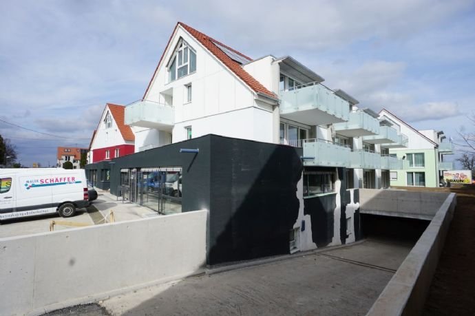2 Zimmer-Neubau-Mietwohnung mit Terrasse und TG-Stellplatz im Betreuten Wohnen