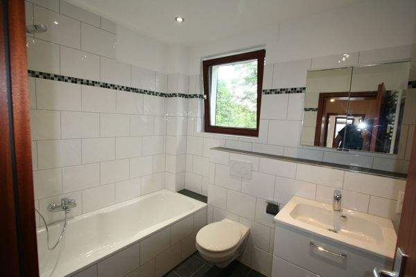 schickes, helles Tageslichtbad!