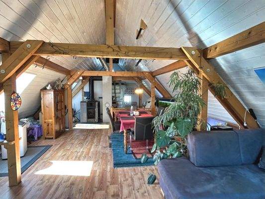 Dachgeschoss: Wohn-/Esszimmer