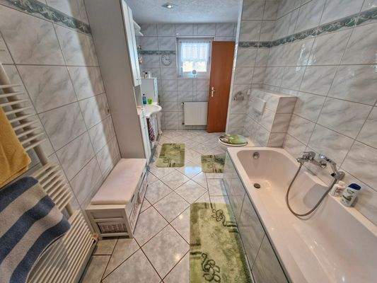 15 - Bad Wohnung OG.jpg