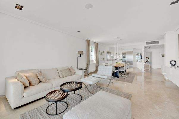 Living area in apartment in Cas Català