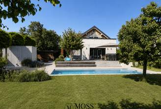 Garten und Pool