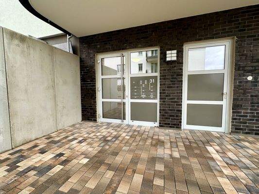 Eingang von außen exemplarisch