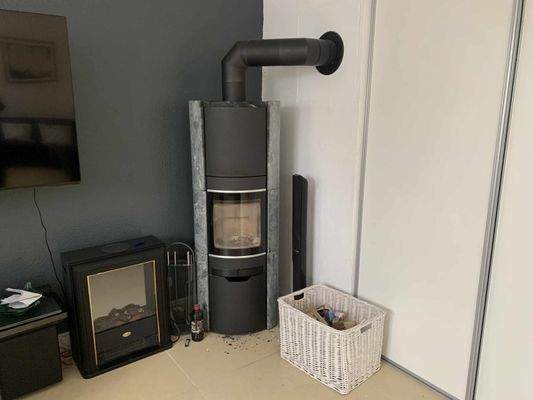 9137KC-03 gemütlicher Kaminofen