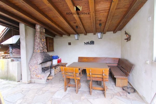 Überdachte Terrasse