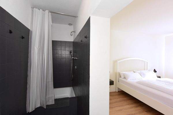 Schlafzimmer 3 mit Dusche