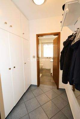 Whg 1 Garderobe