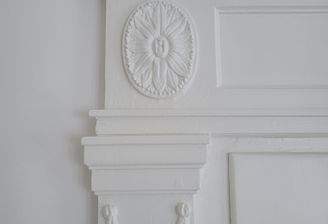 Detail, erhaltene Altbautüre