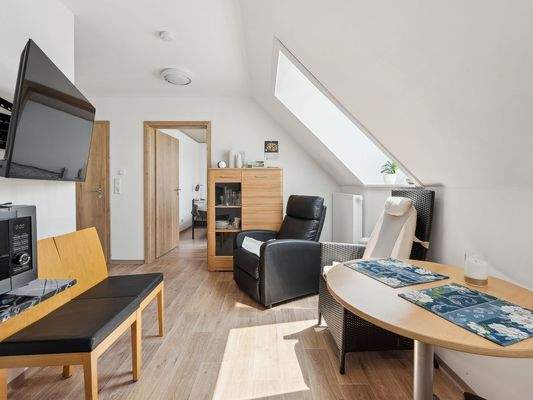 Ess- und Wohnbereich DG