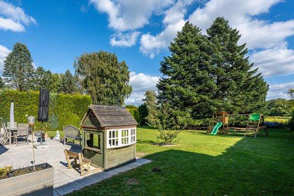 Garten mit Blick ins Grüne