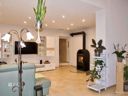 Wohnzimmer, Holzofen