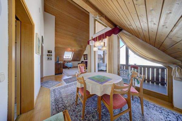 Essbereich im Dachgeschoss