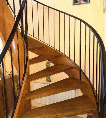 EG_Treppe ins Dachgeschoss