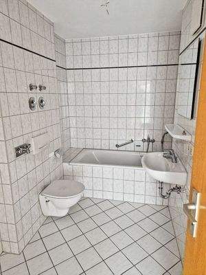 Badezimmer (Wohnung Nr. 6)