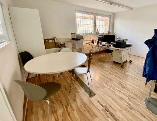 INFOS UNTER: 06171-586000